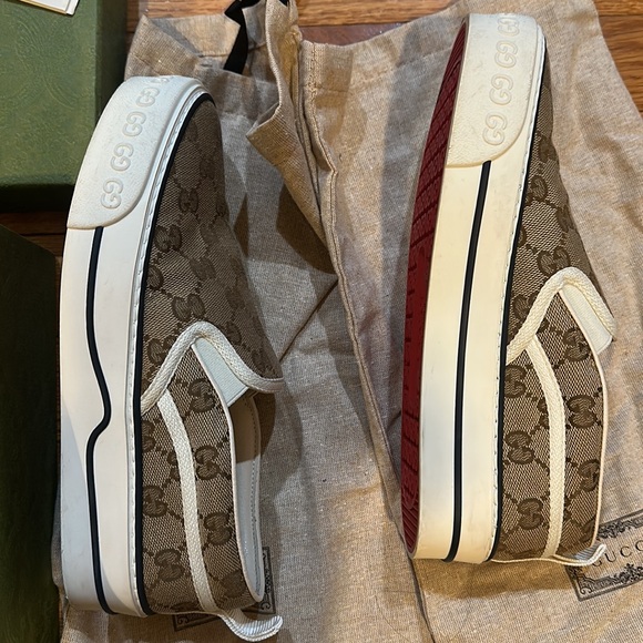 AUTHENTIC Women’s Canvas Monogram Platform Sneaker - Picture 3 of 16